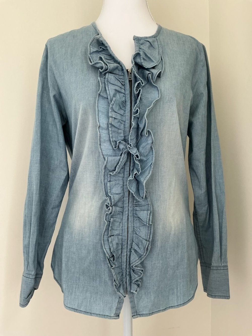 Isabel Marant Étoile 
Cowl Neck Long Sleeve Button-Up Top